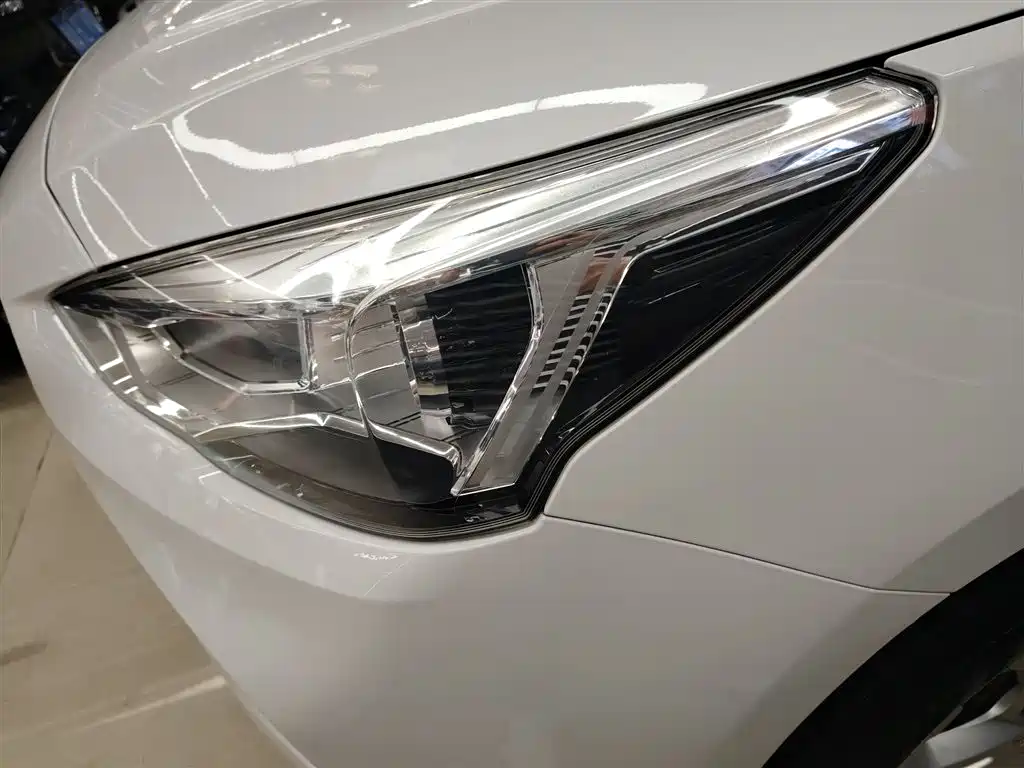 Haval M6 2017 1.5T Automatic 2WD Elite фото 24