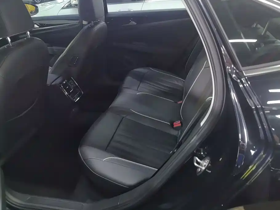 Volkswagen Passat 2026 2022 330TSI Elite Edition