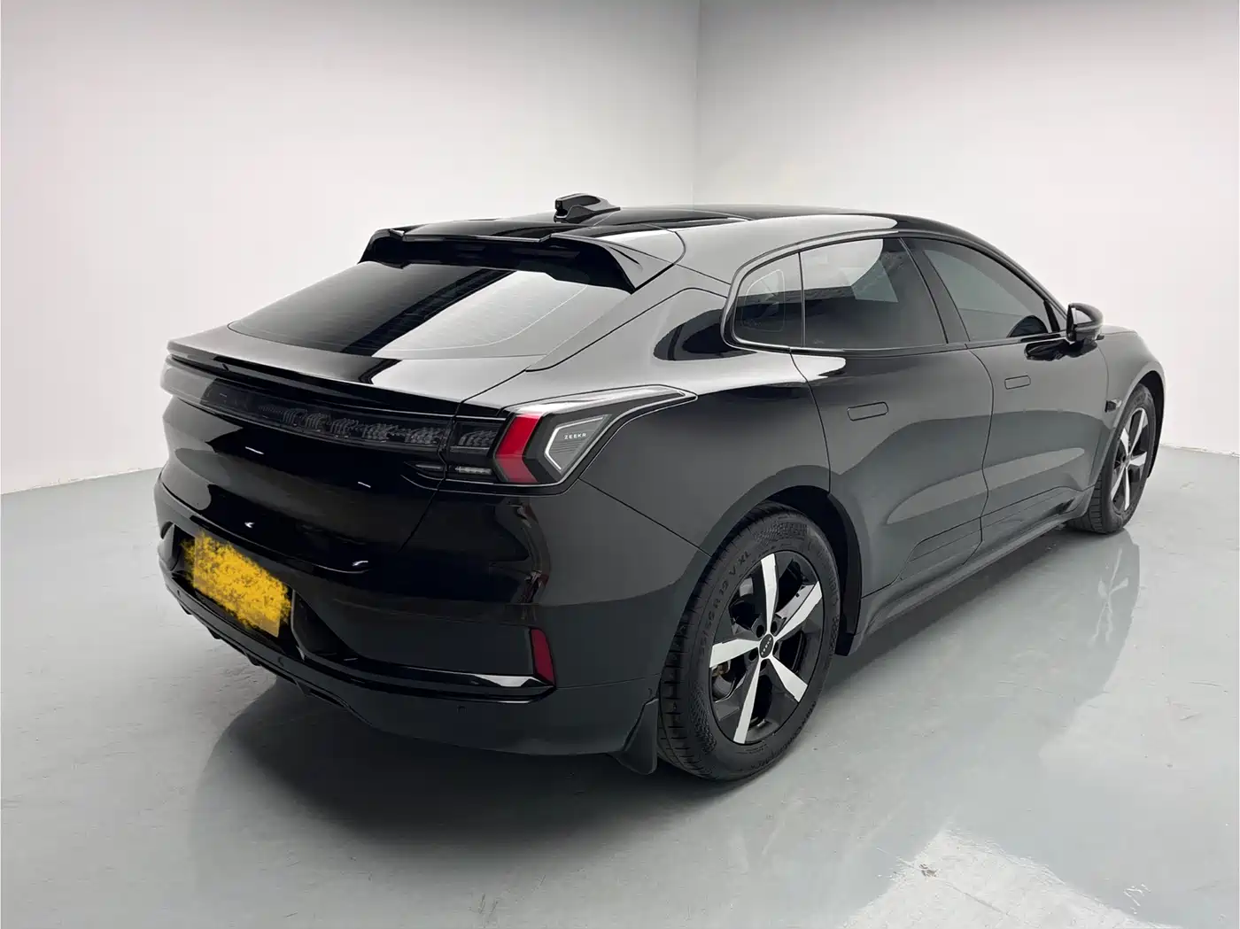 ZEEKR EXTREME KRYPTON 001