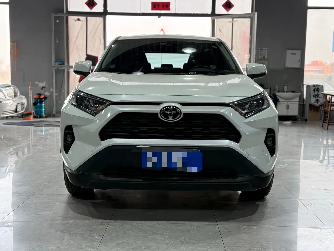 Toyota RAV4 Rongfang 2023 2.0L CVT 2WD Urban Edition фото 2