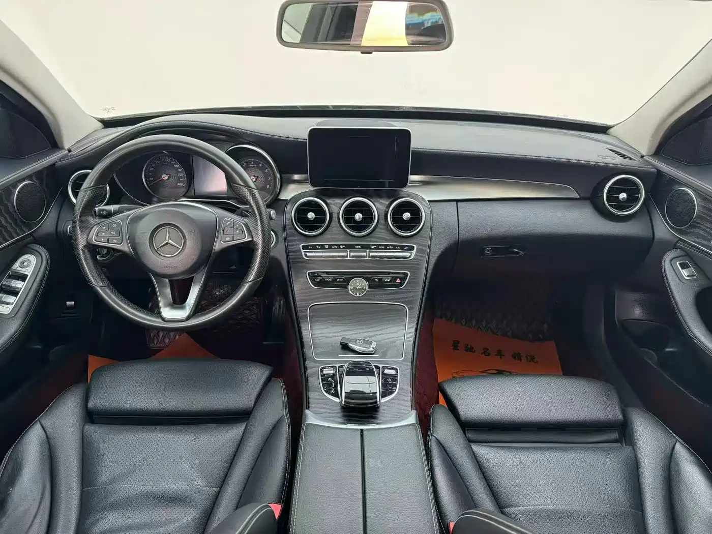 Mercedes-Benz C-Class 2015 Facelift C 180 L Sport фото 4