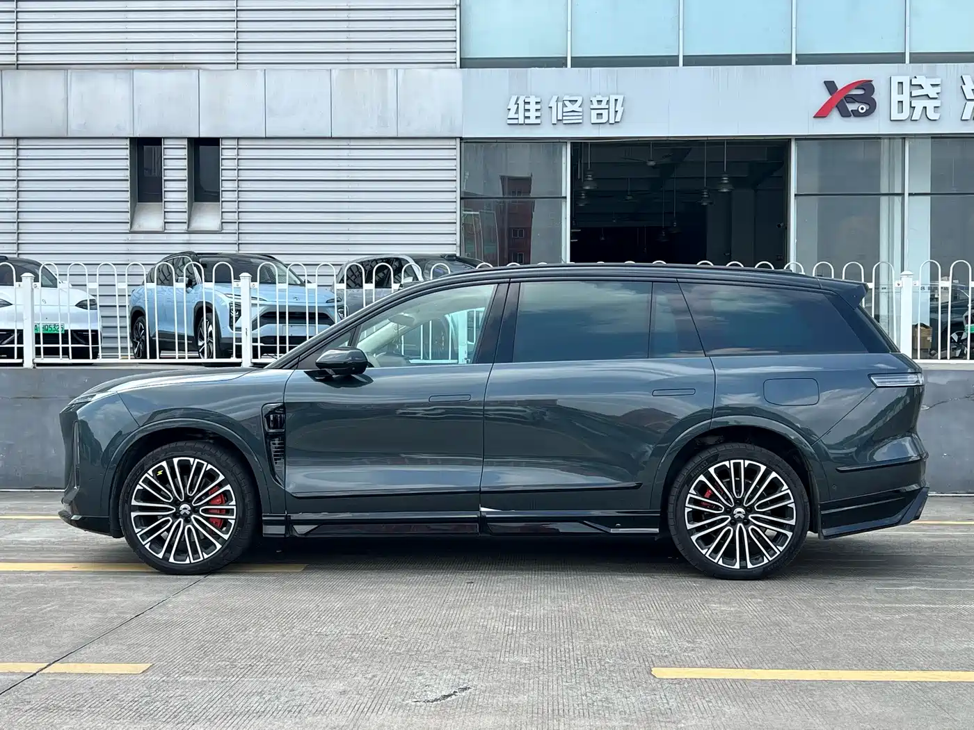 NIO ES8 2025 2025 Base Model