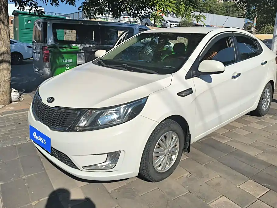Kia K2 2013 2012 Sedan 1.4L AT GLS Commemorative Edition