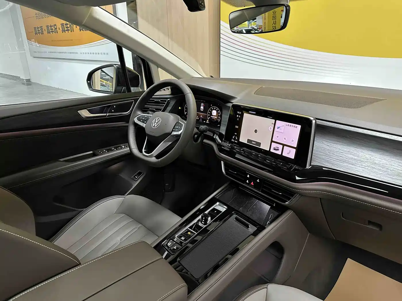 Volkswagen Viloran 2025 2024 380TSI Prestige Edition
