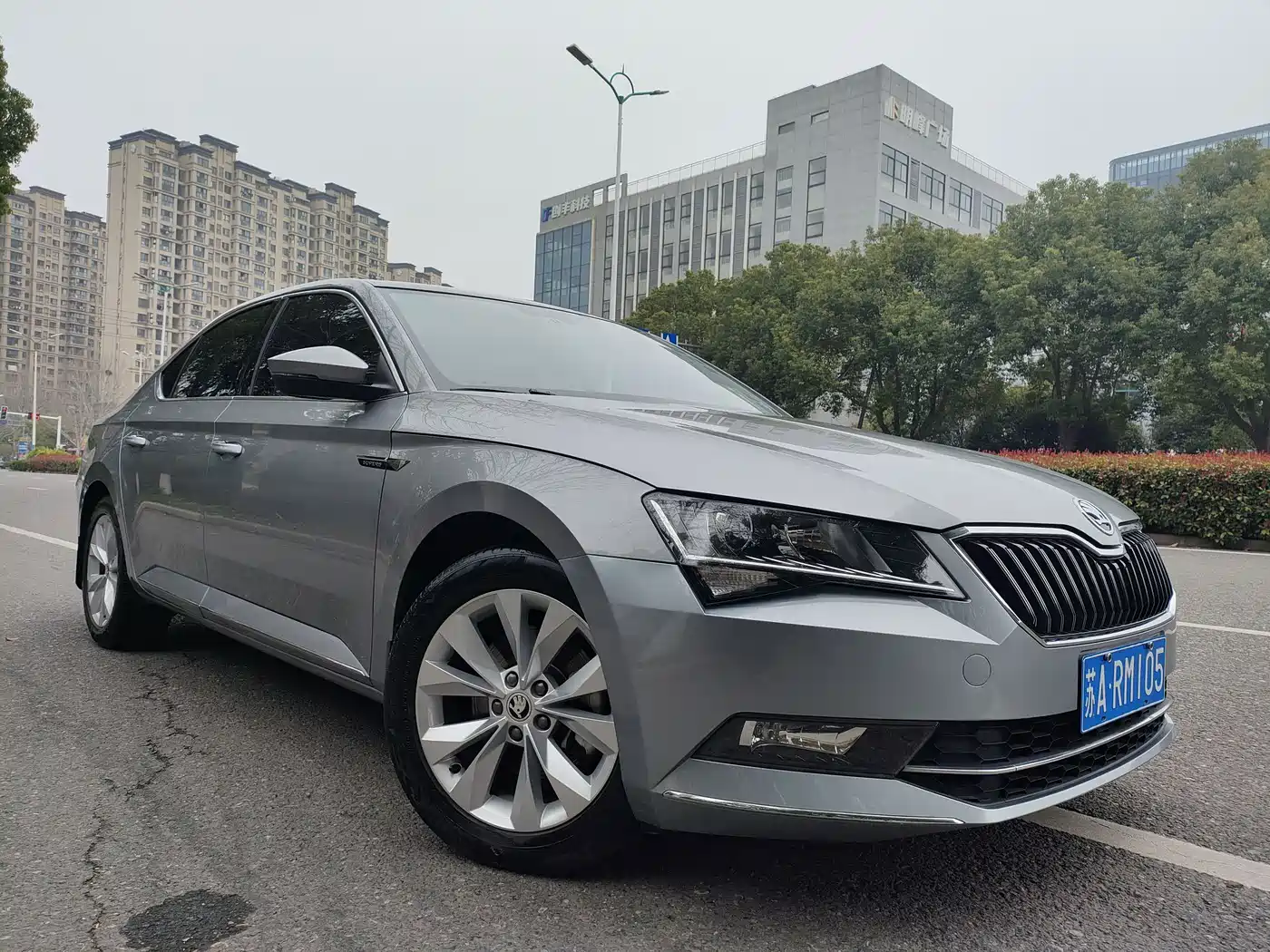 Škoda Superb 2018 TSI330 DSG Comfort Version China VI фото 3