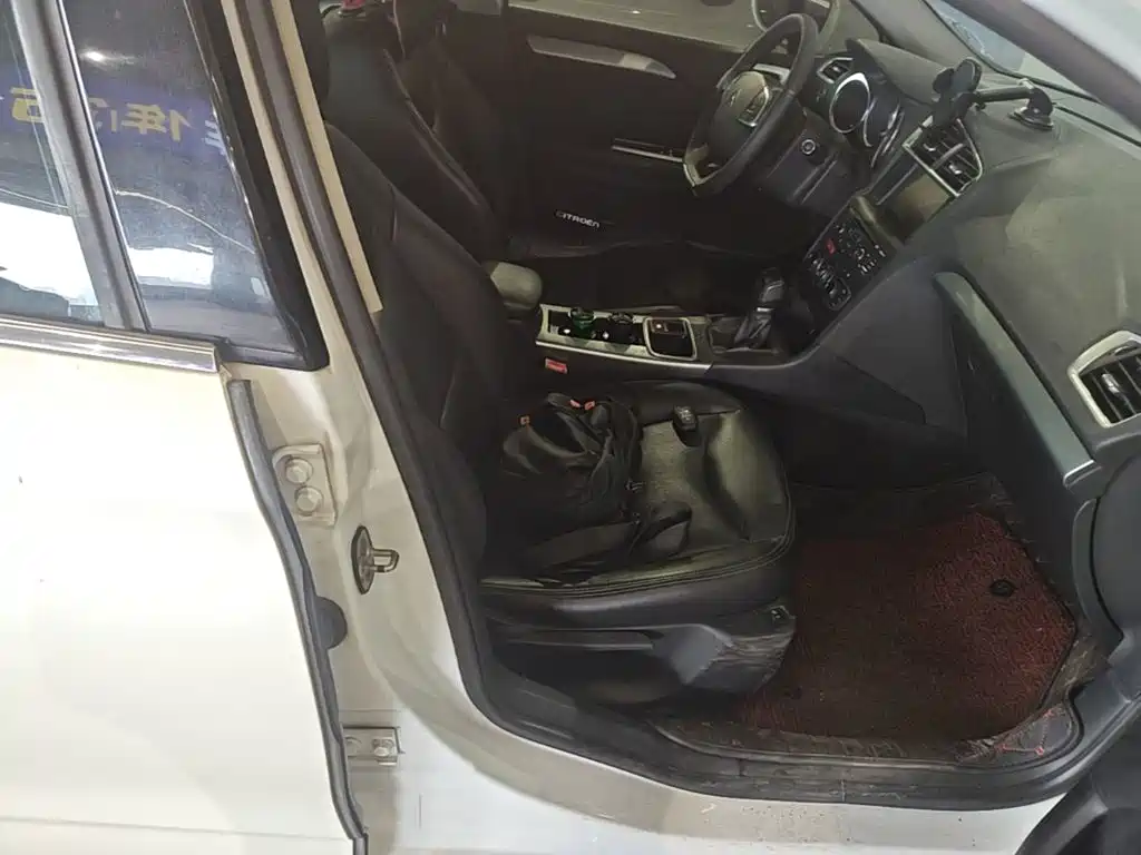 Citroën C4L 2017 2016 1.6T Automatic Elite Edition