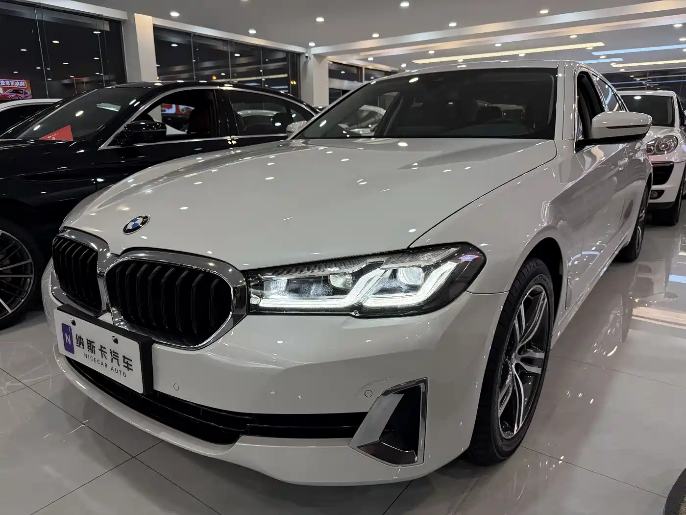 BMW 5 SERIES