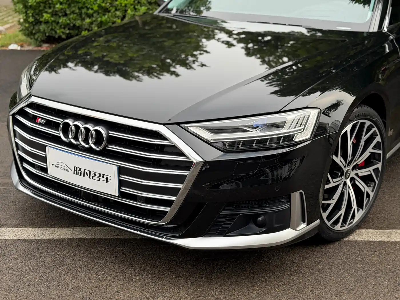 2022 Audi S8