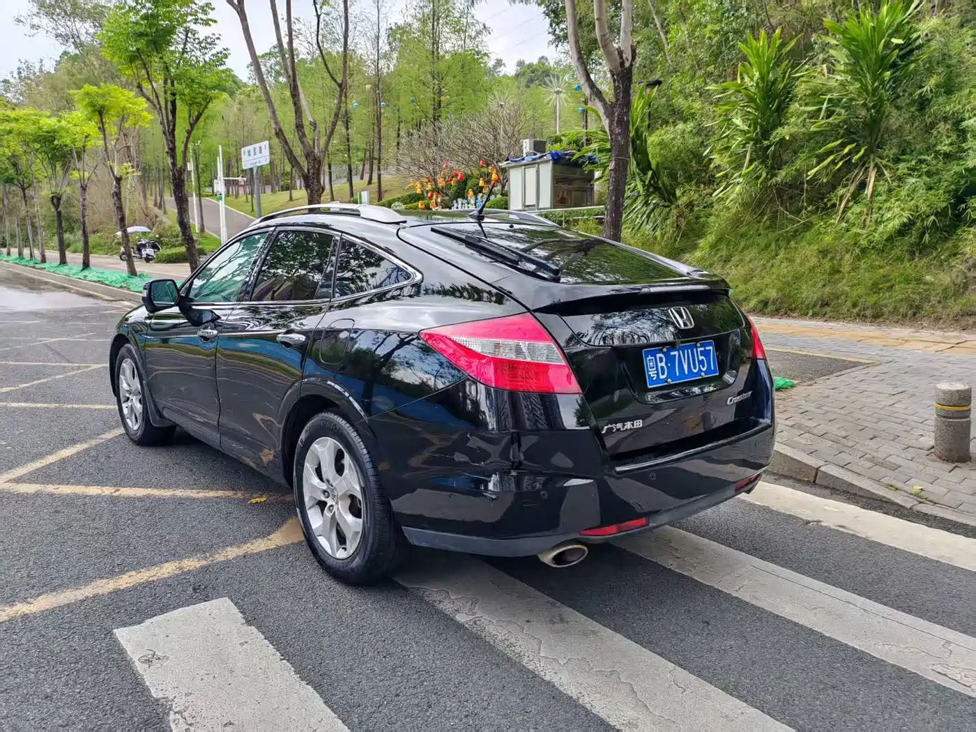 Фото 4 - Honda Crosstour