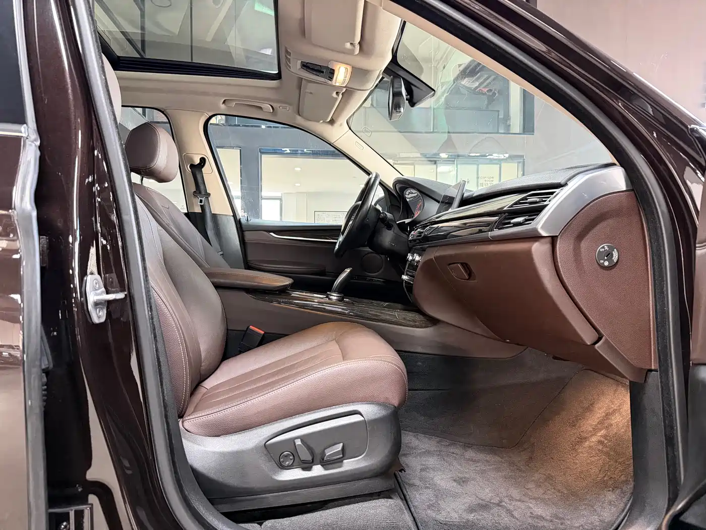 BMW X5 (Import) 2014 xDrive35i Leading фото 9