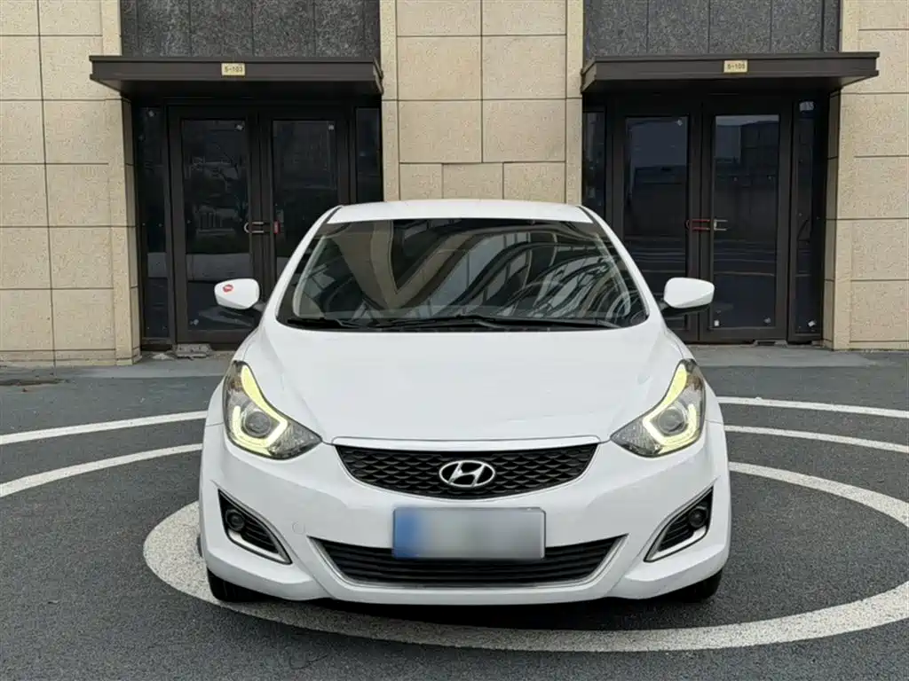 Hyundai Langdong 2016 1.6L Automatic Smart Edition фото 15