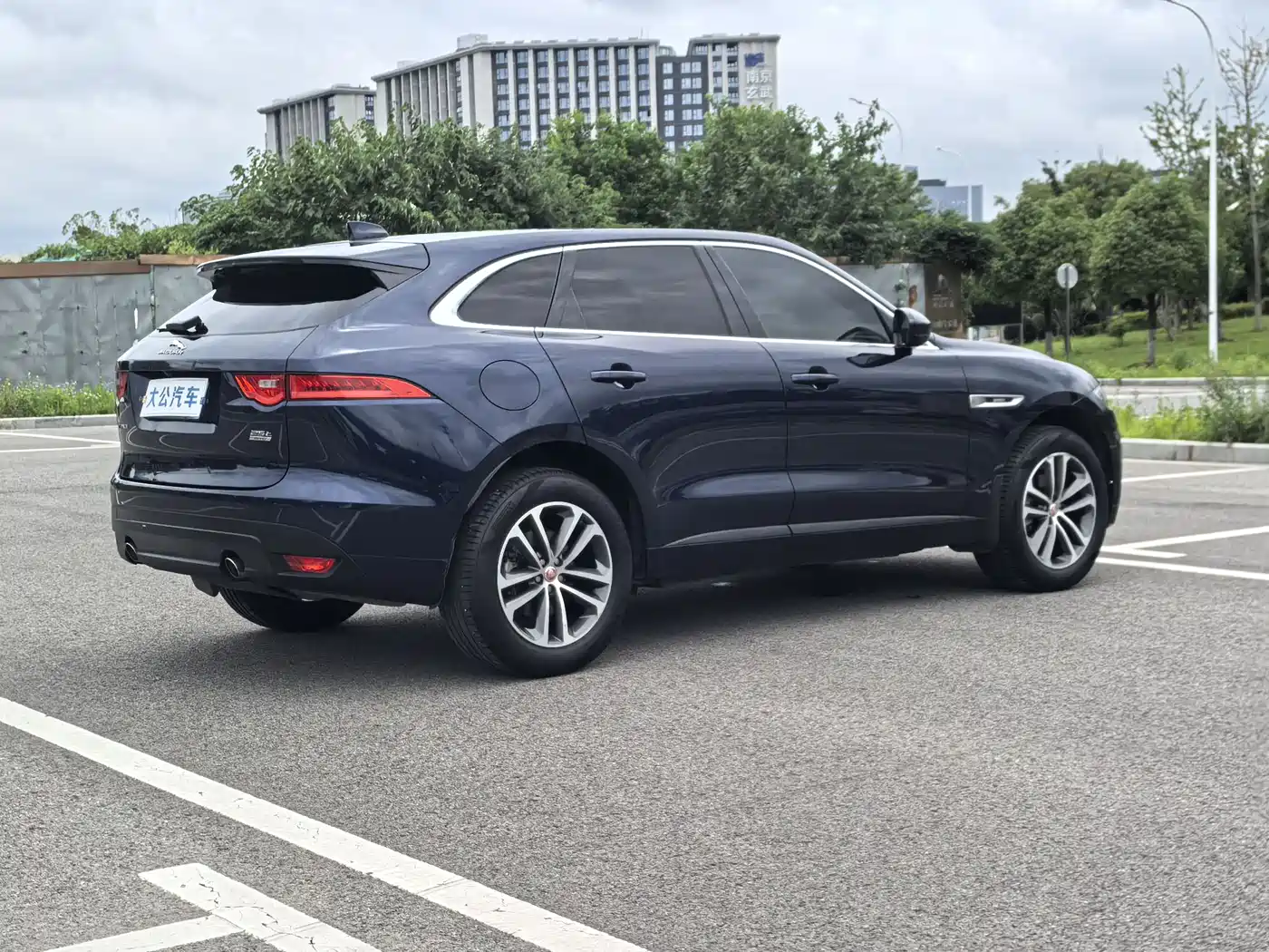 Jaguar F-PACE 2018 2018 2.0T 4WD R-Sport Edition