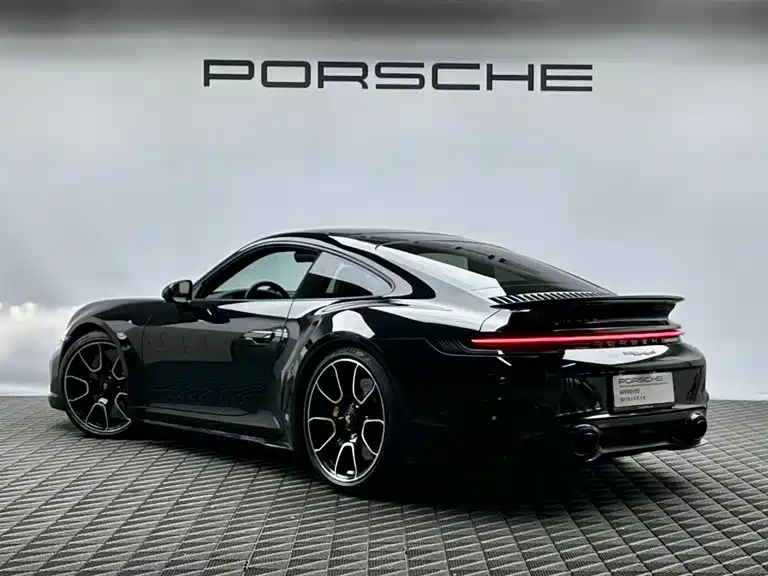 Porsche 911 2022 Turbo S 3.7T фото 6