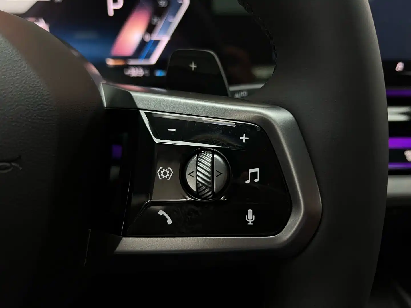Photo 25 - BMW 5 Series