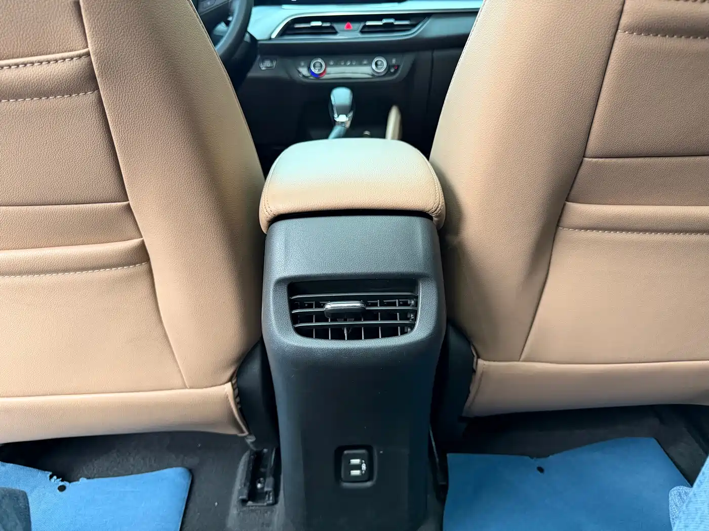 Buick GL6 2023 2021 323T Mild Hybrid Connected Luxury