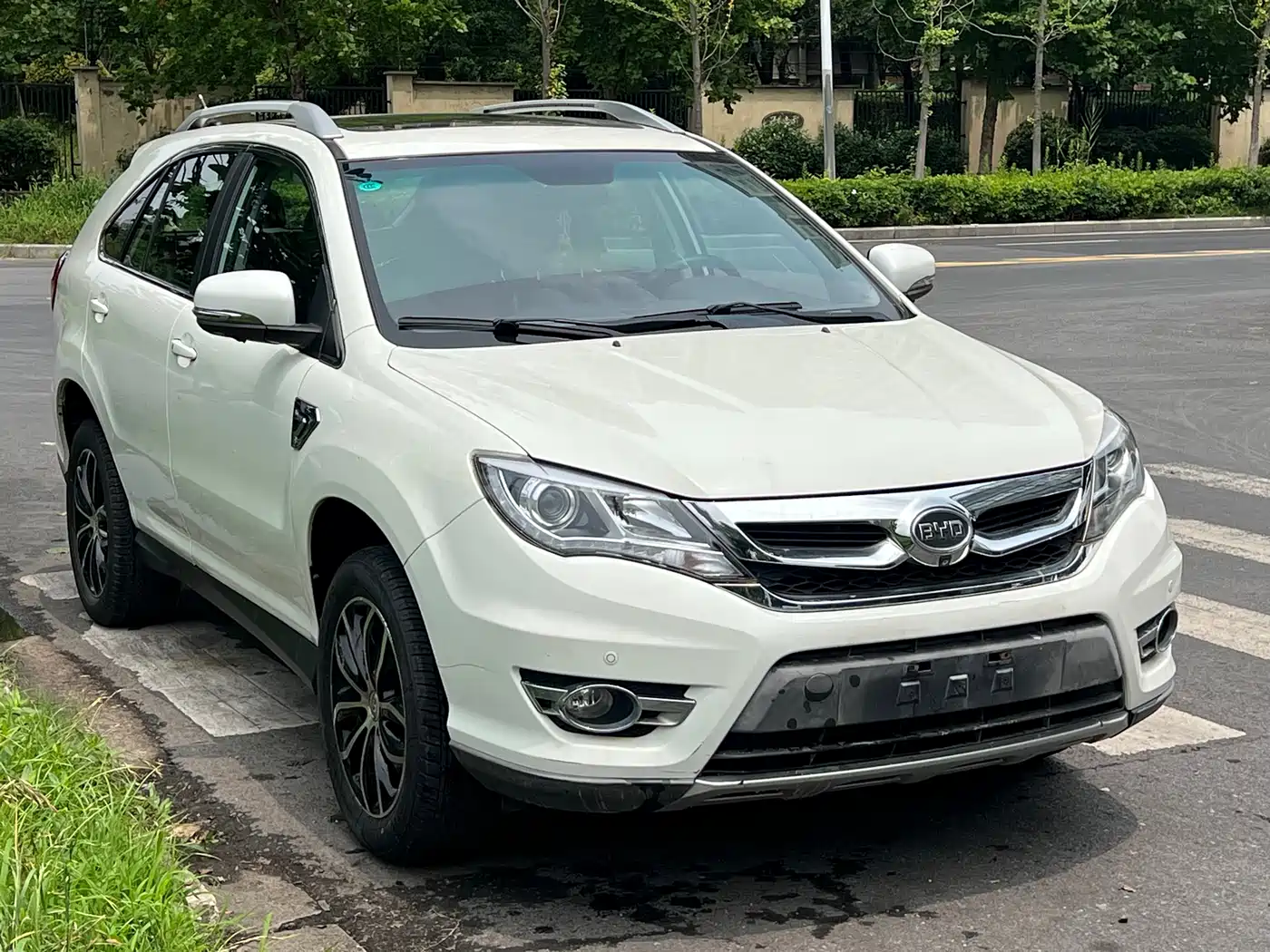 BYD S7 2015 2015 2.0T Automatic Flagship Model