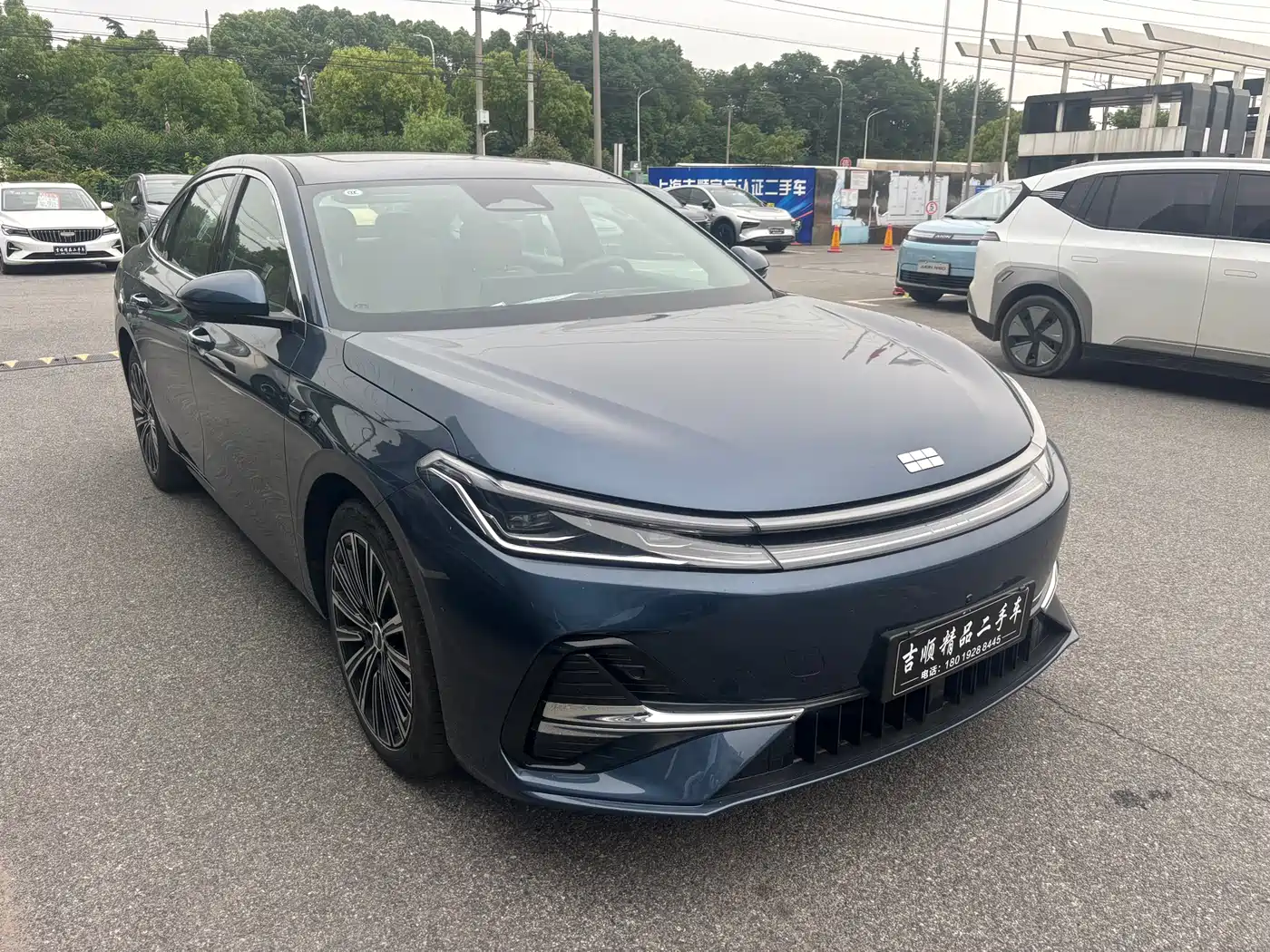 Geely Galaxy Galaxy A7 2025 EM-i фото 3