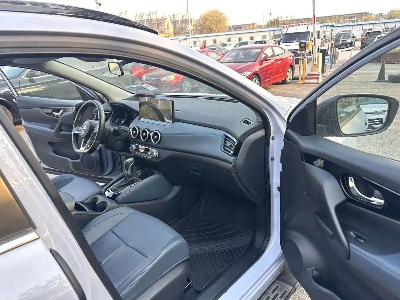 NISSAN QASHQAI