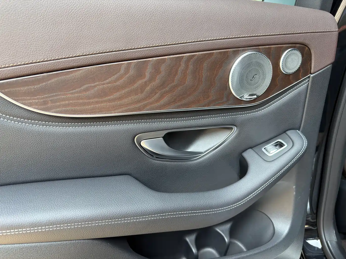 Mercedes-Benz GLC 2020 Facelift GLC 300 L 4MATIC Dynamic фото 24