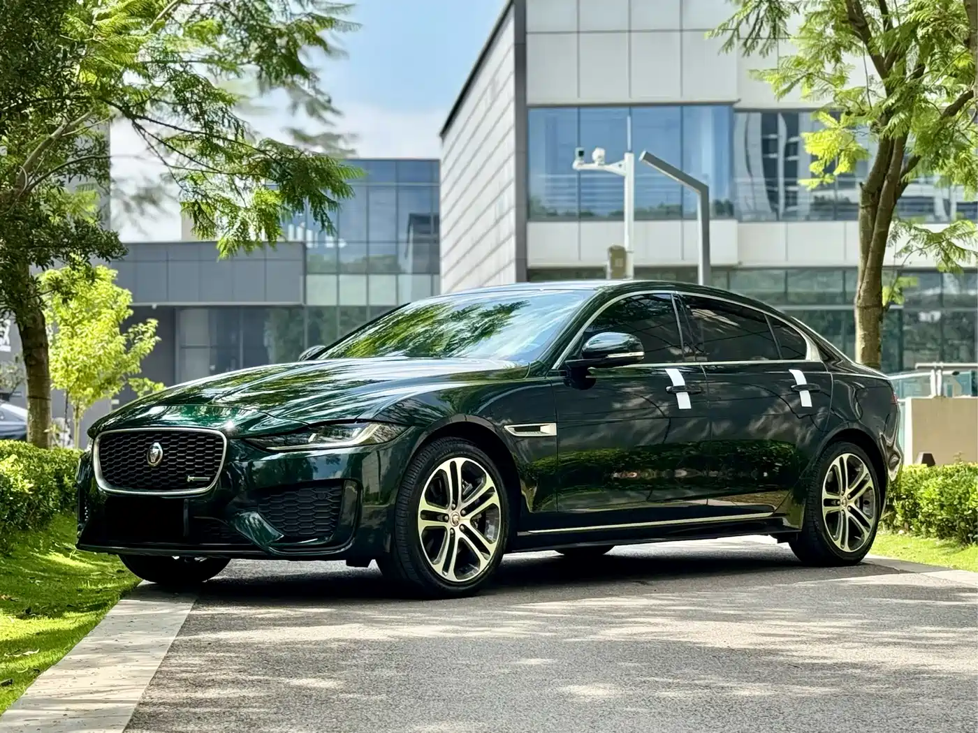Jaguar XEL 2022 2.0T 250PS R-DYNAMIC S Progressive Sport Edition