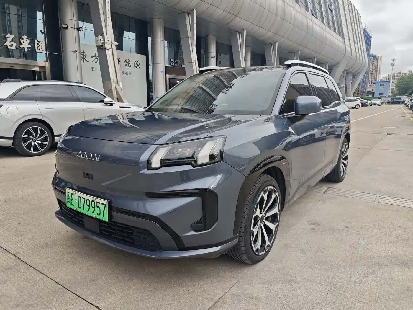 Aion V 2025 Model Aion T-Rex 650 Smart Edition