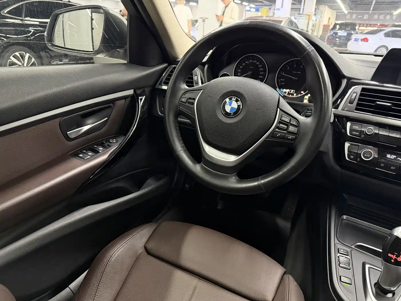 BMW 3 Series 2018 320Li Fashion Style фото 11