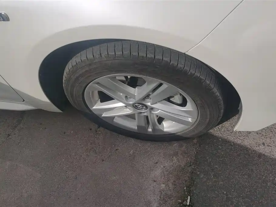 Toyota Levin 2019 Hybrid 1.8H E-CVT Luxury Edition China VI фото 6