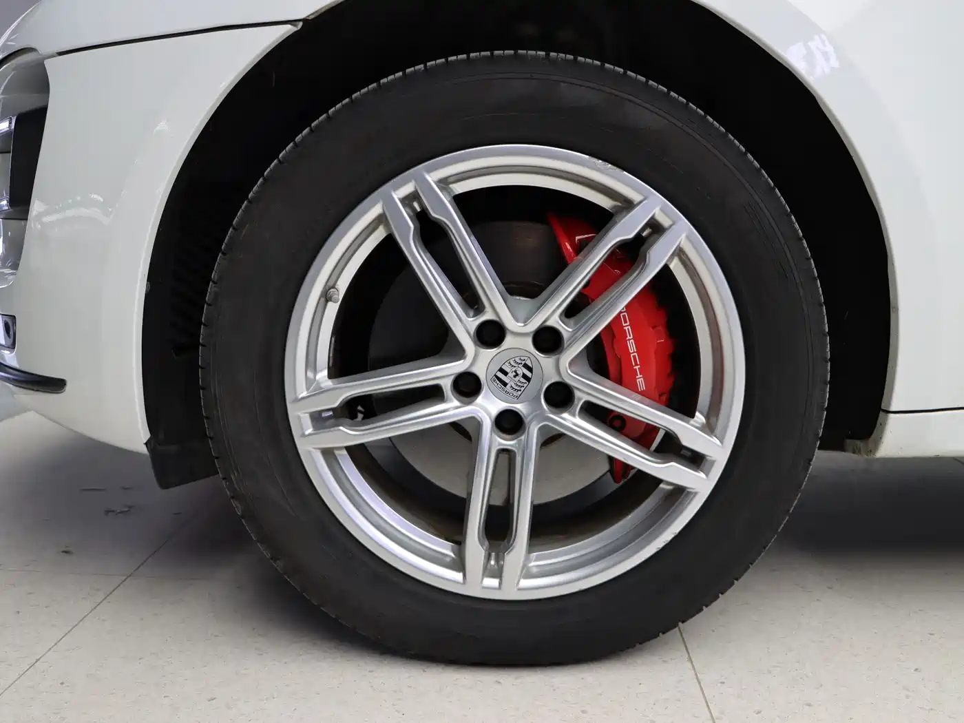 Porsche Macan 2014 Macan Turbo 3.6T фото 9
