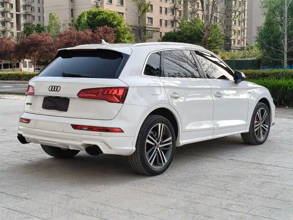 Audi Q5L 2020 40 TFSI Prestige Fashion фото 5