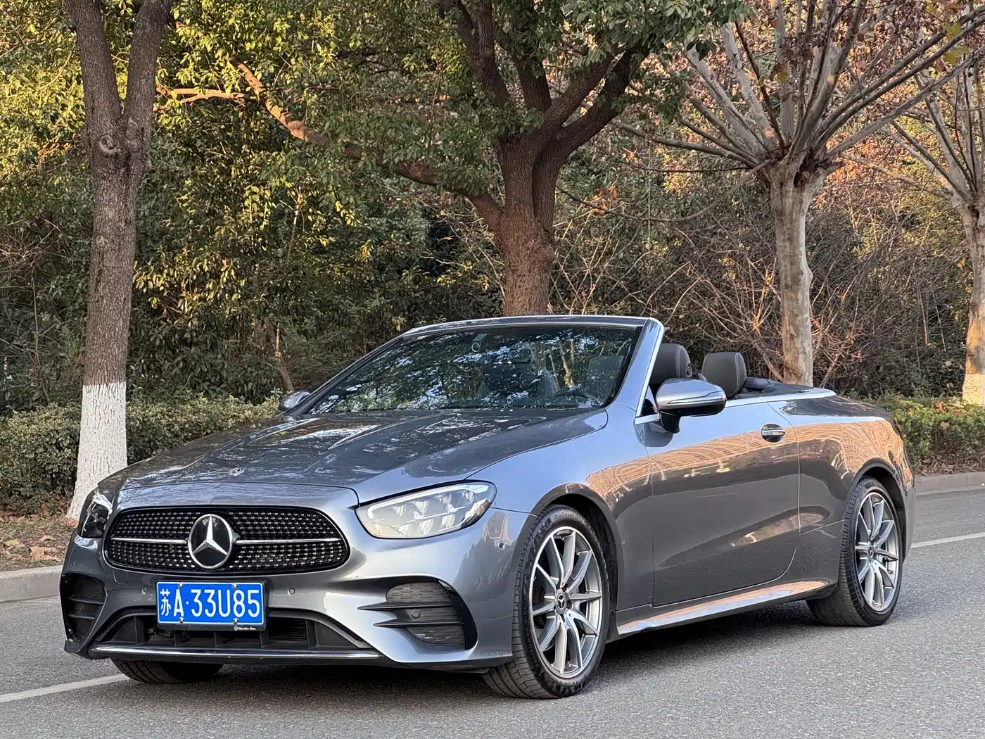 MERCEDES-BENZ E CLASS