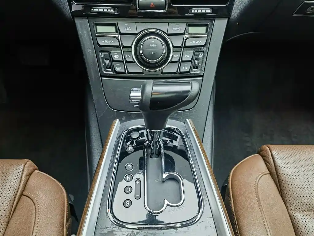 Hongqi H7 2017 2.0T Luxury фото 14