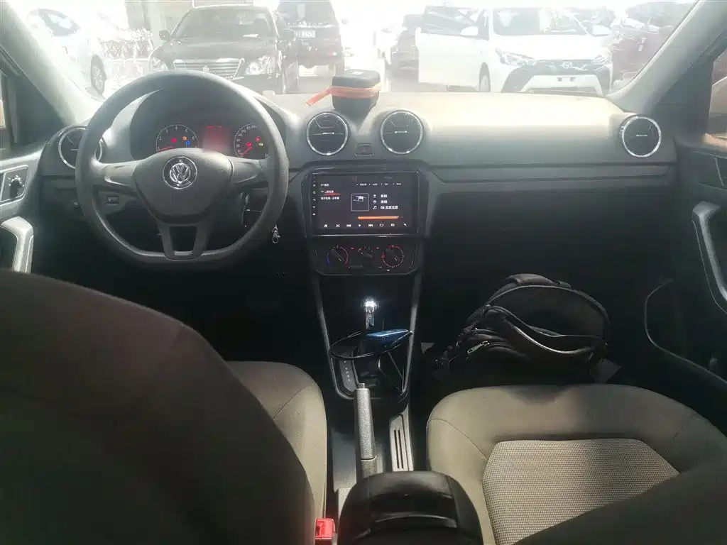 Volkswagen Jetta 2019 Dream Edition 1.5L Auto Fashion фото 10