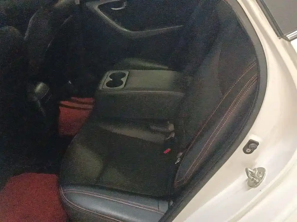Hyundai Langdong 2016 1.6L Automatic Premium Edition фото 16