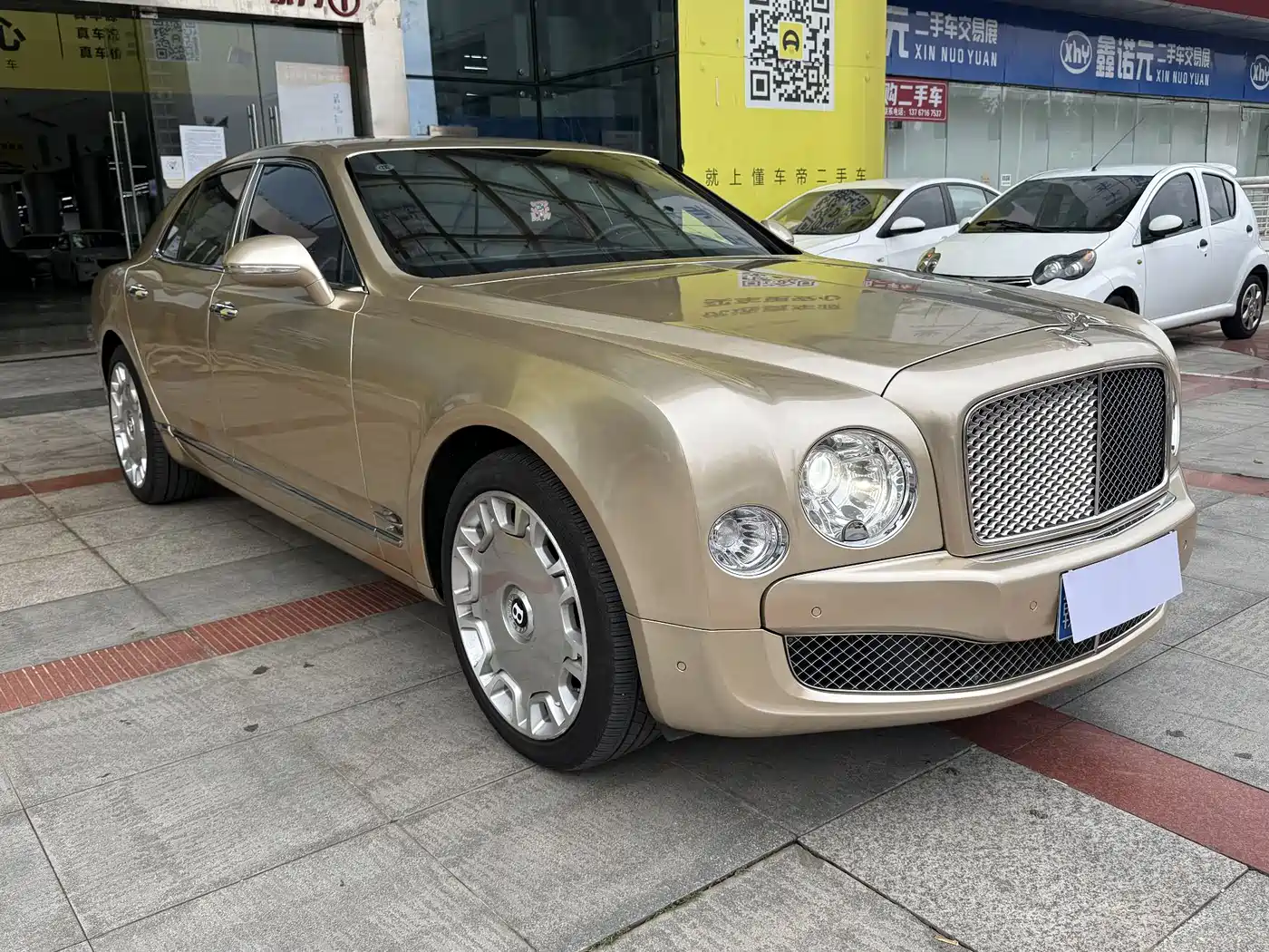 Bentley Mulsanne 2012 Model 6.8T Diamond Jubilee фото 3