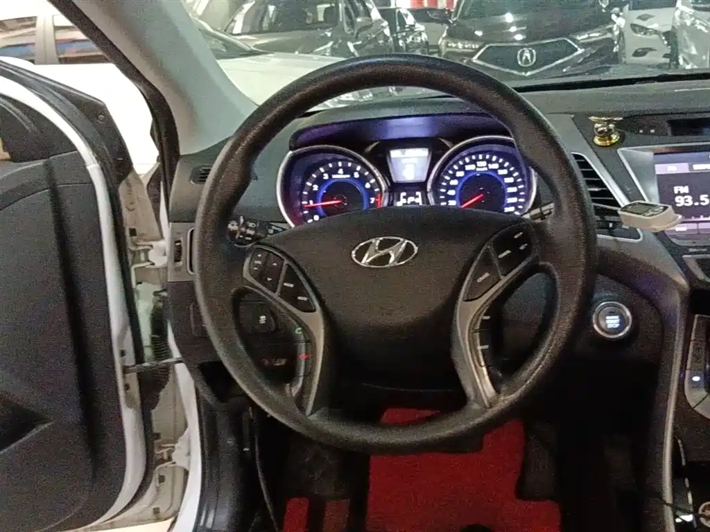 Hyundai Langdong 2016 1.6L Automatic Premium Edition фото 10