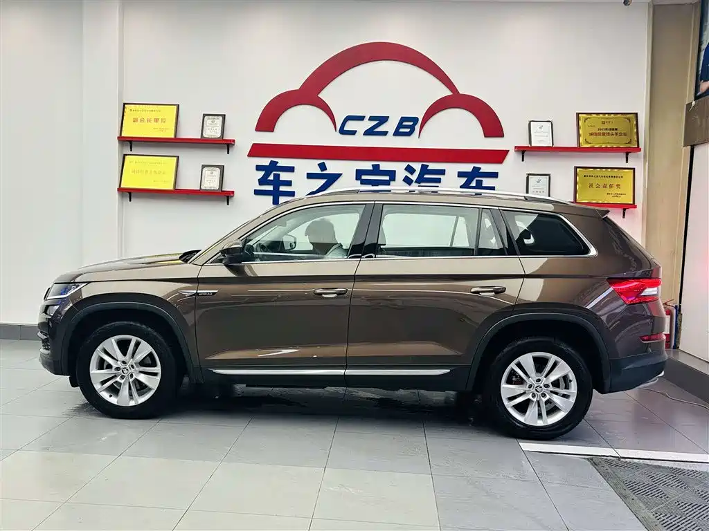 Škoda Kodiaq 2018 TSI330 5-seat FWD Luxury Premium фото 4