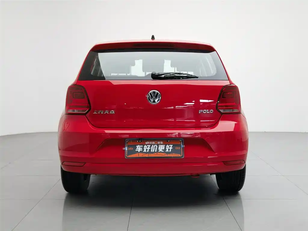 Volkswagen Polo 2016 1.4L Automatic Trend фото 4