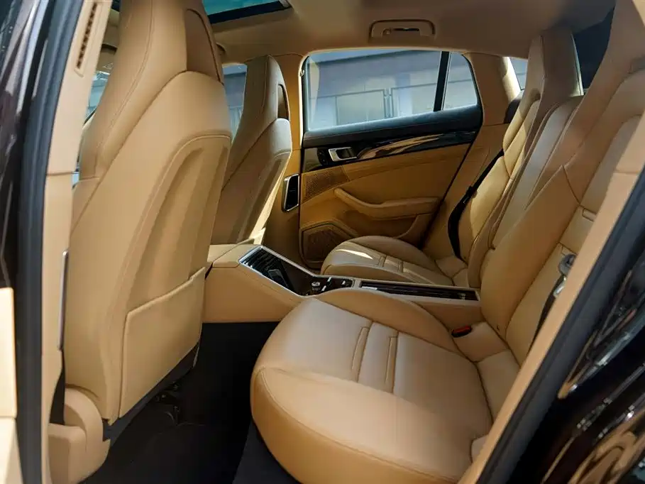 Porsche Panamera 2017 Panamera 3.0T фото 16