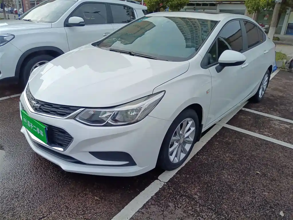 Chevrolet Cruze 2018 Facelift 320 Automatic Pioneer Edition фото 2