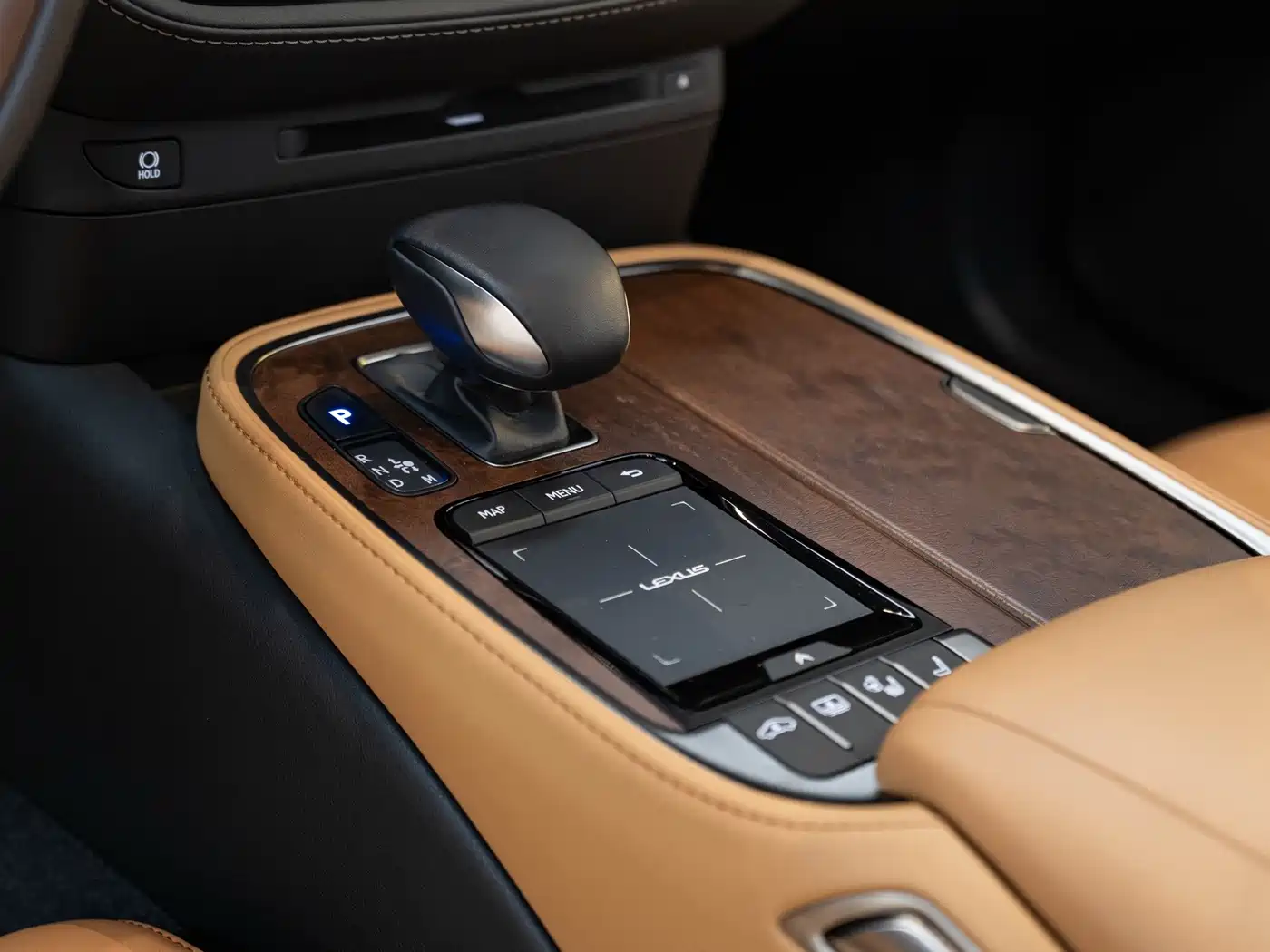 Фото 15 - Lexus LS