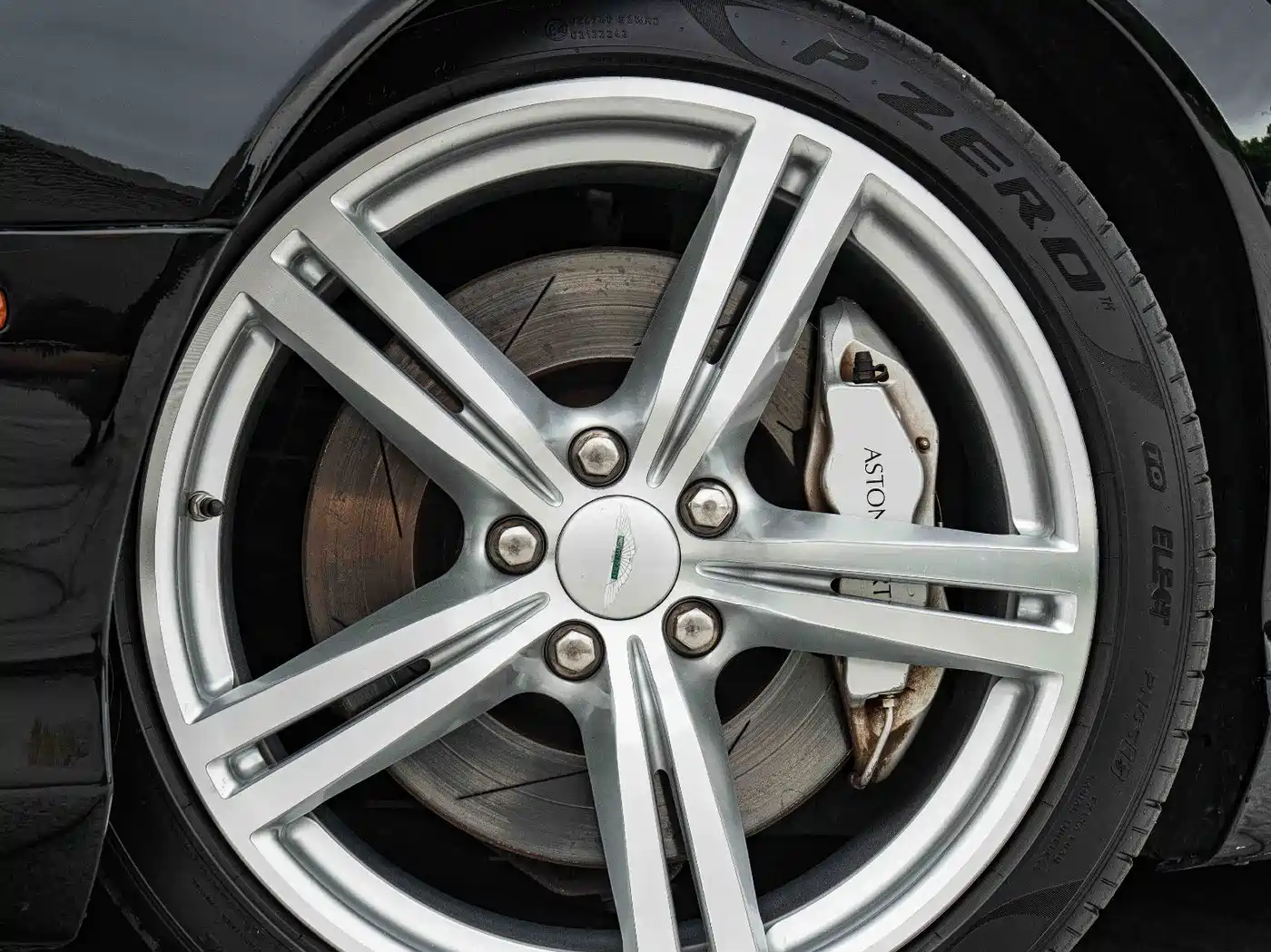 Aston Martin DB9 2009 2007 6.0L Touchtronic Coupe