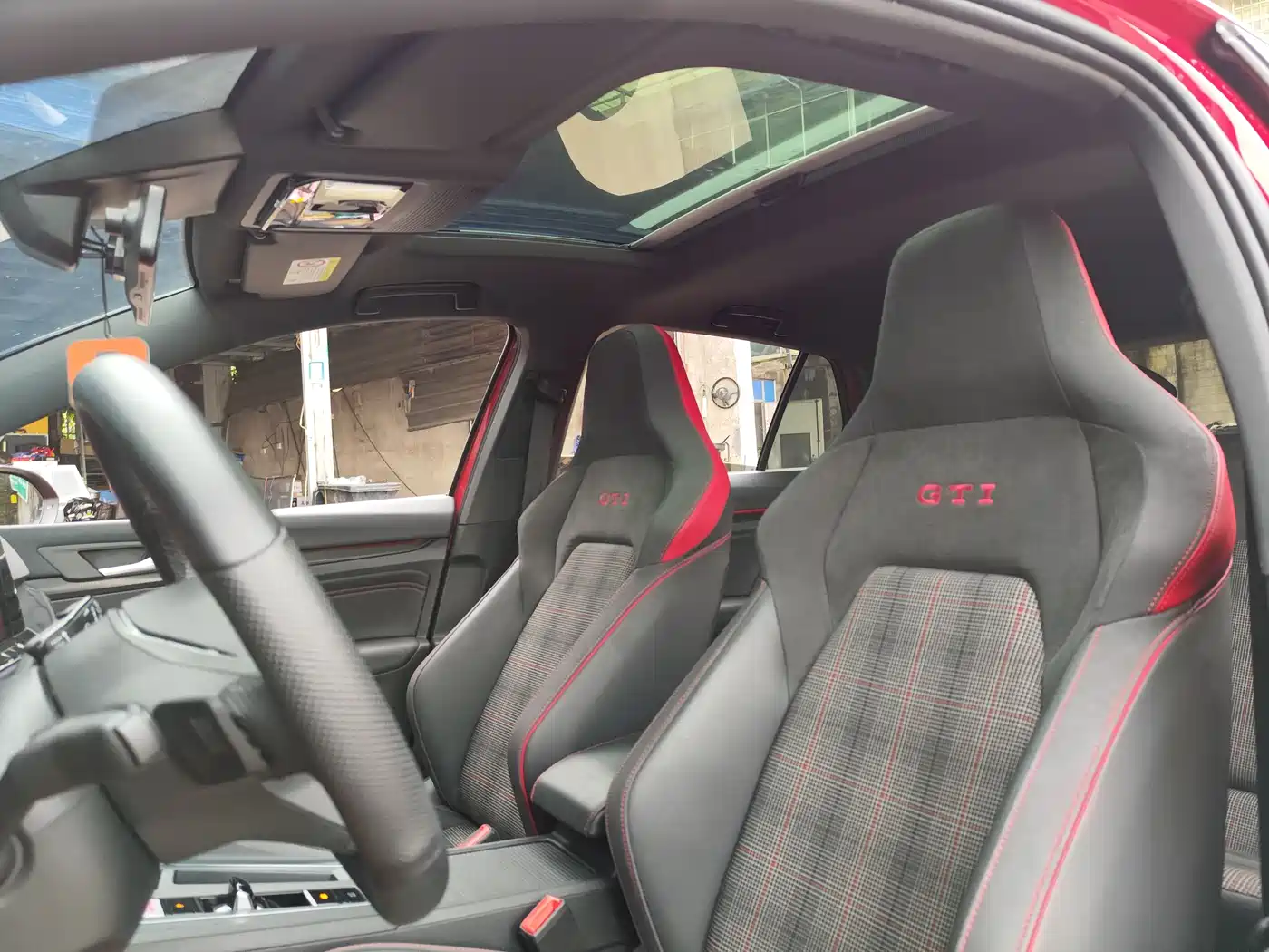 Volkswagen Golf GTI 2021 380TSI DSG GTI фото 6
