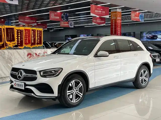 MERCEDES-BENZ GLC
