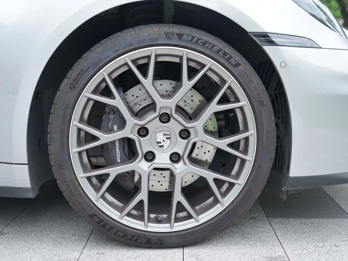 Porsche 911 2025 Carrera 3.0T фото 13