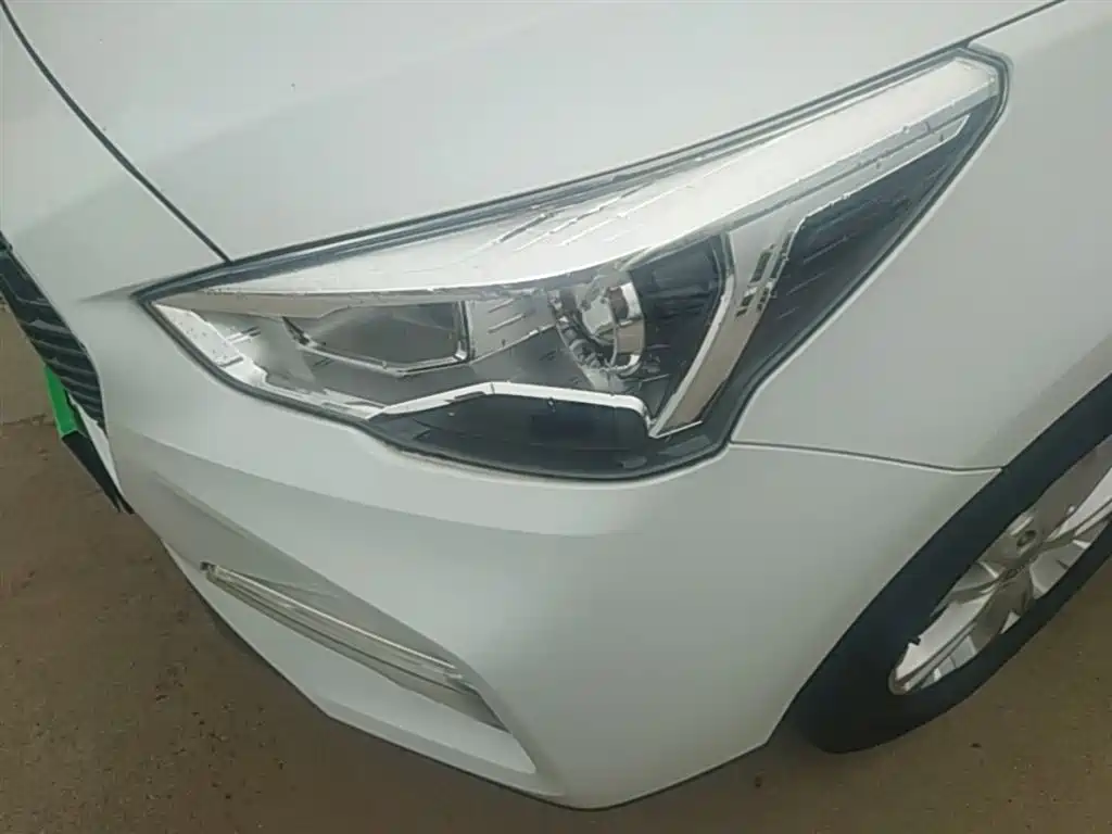 Haval M6 2017 1.5T Automatic 2WD Elite фото 24