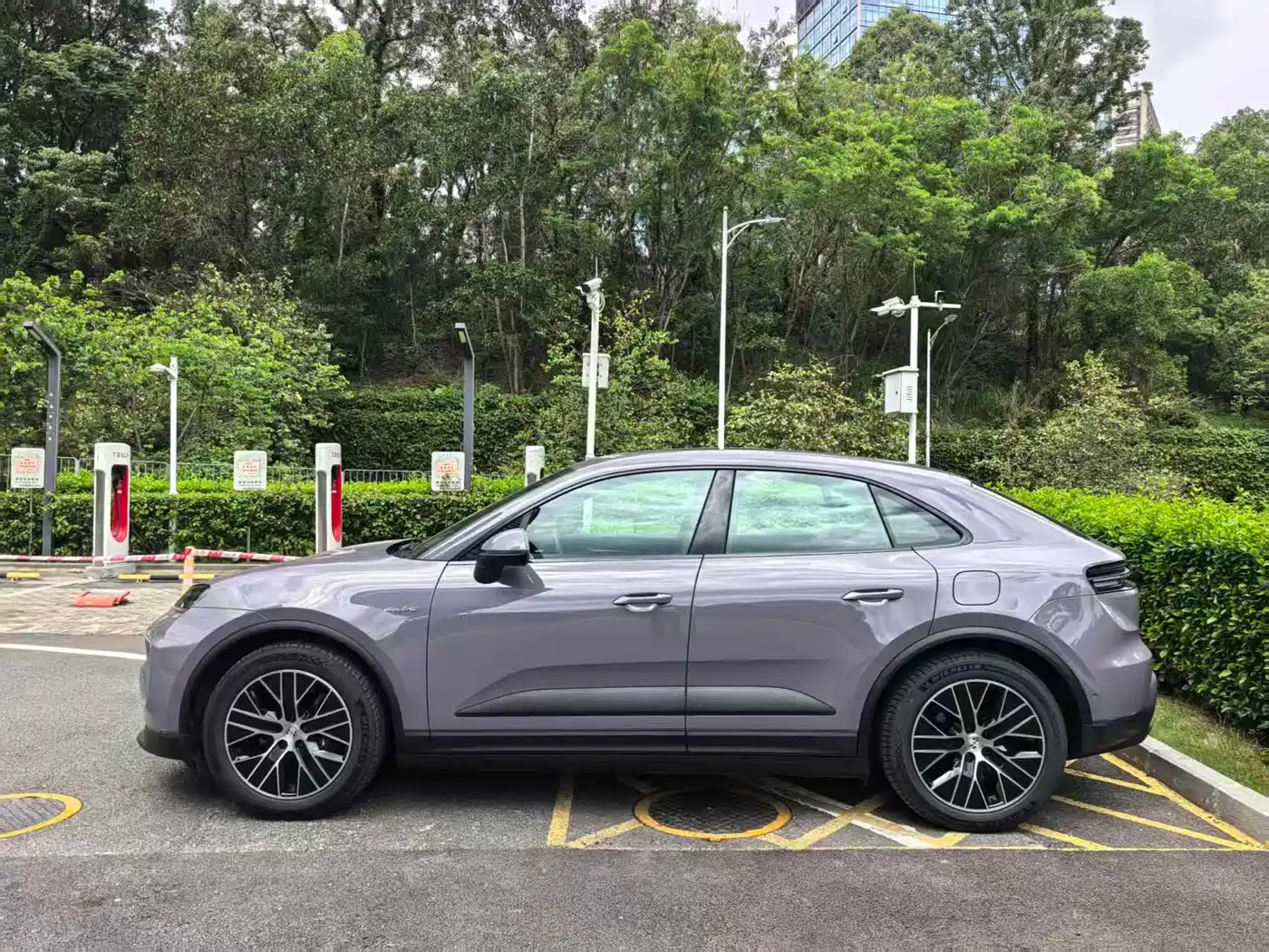 Porsche Macan EV 2026 Macan Long Range фото 2