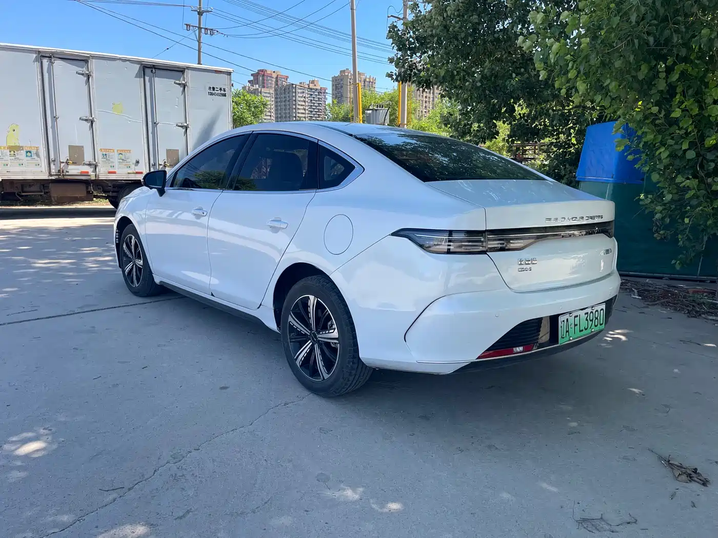 BYD Destroyer 05 2024 Glory Edition DM-i 120KM Luxury фото 6