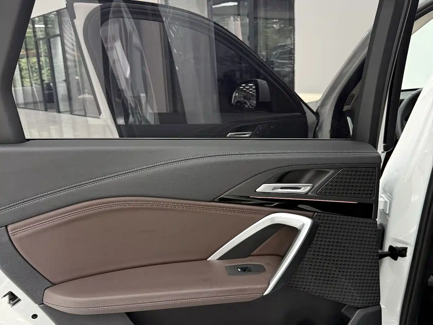 BMW iX1 2025 2023 eDrive25L X Design Package