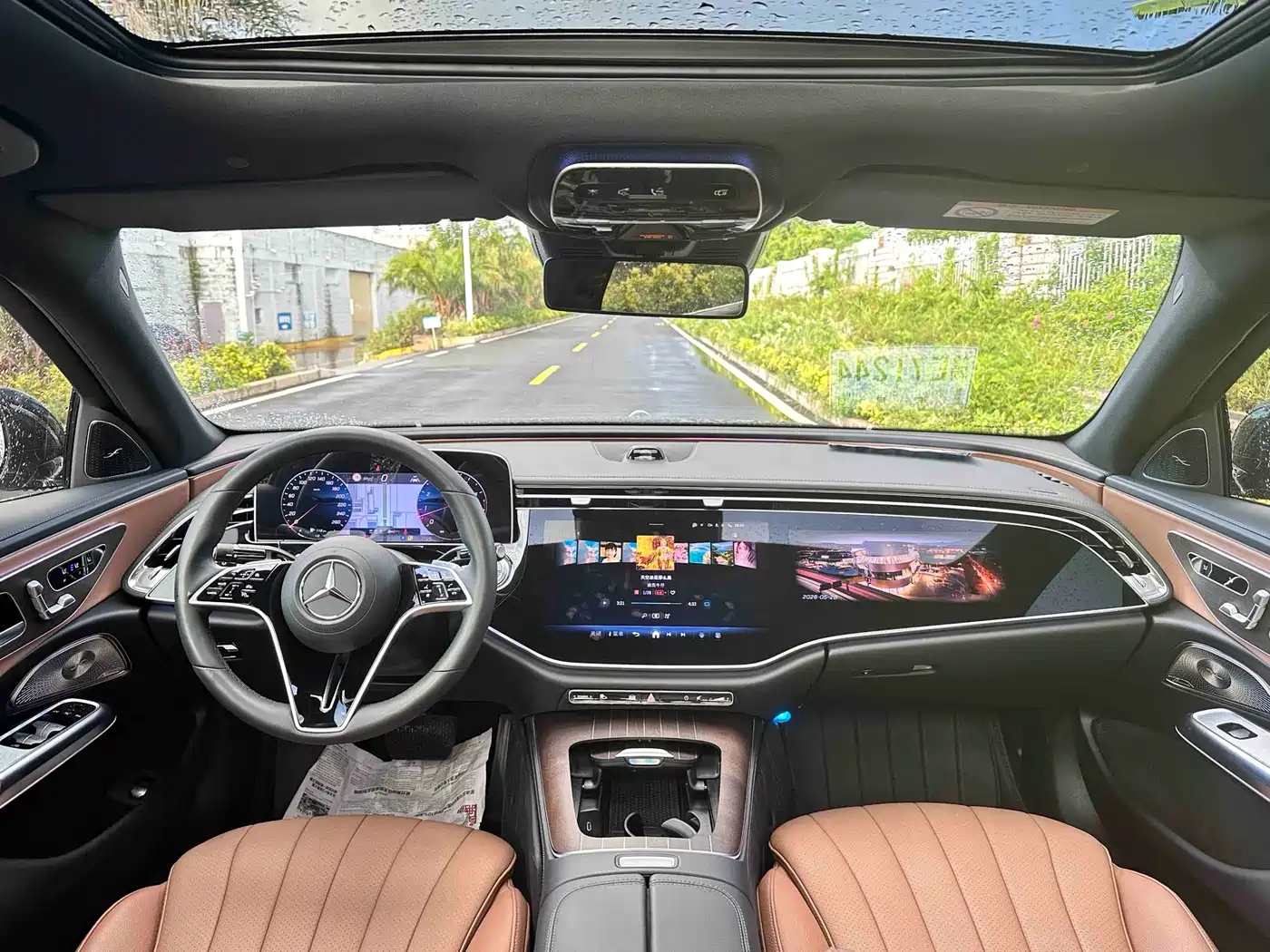 Mercedes-Benz E-Class 2024 Model E 300 L Luxury фото 6