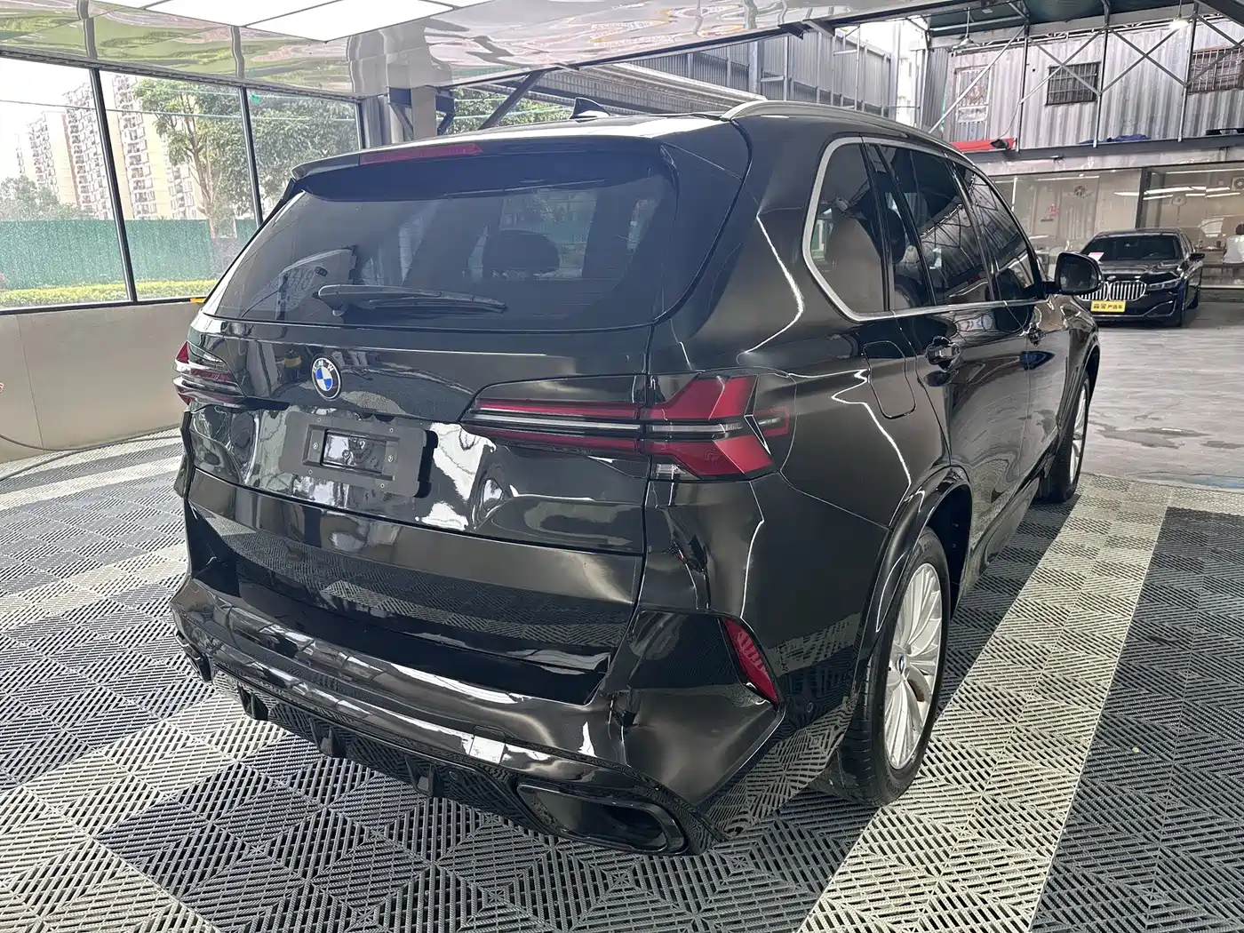 BMW X5 (Import) 2017 xDrive28i фото 4